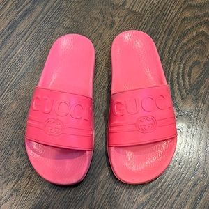 Hot pink Gucci slides